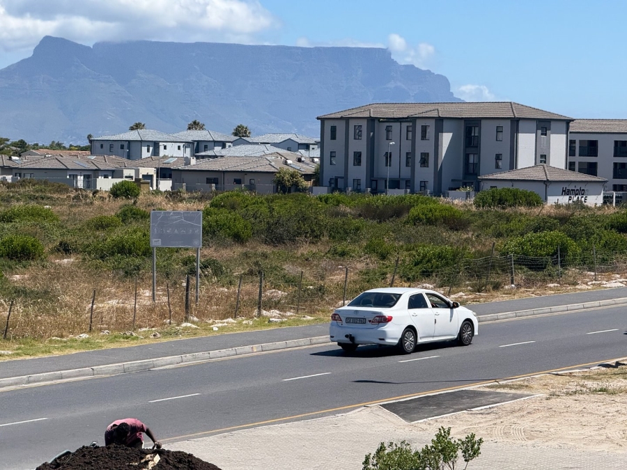 3 Bedroom Property for Sale in Parklands East Western Cape